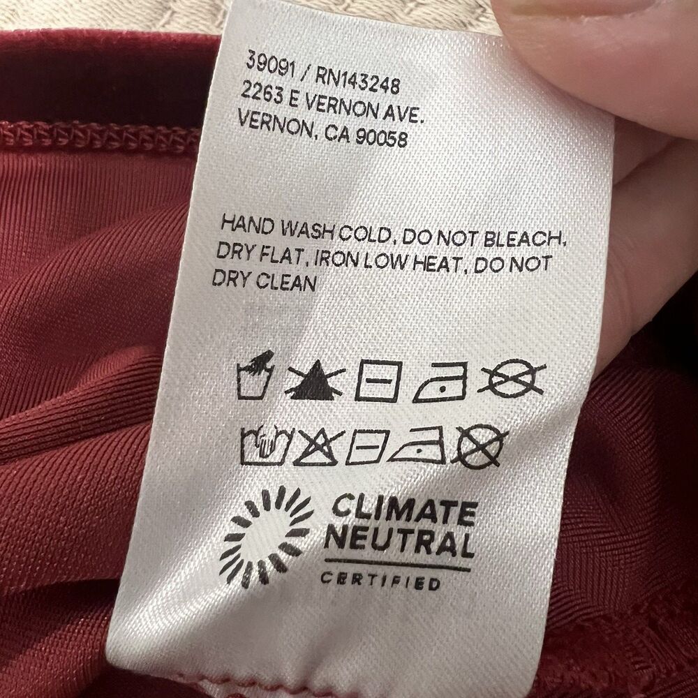 NWT Reformation Velvet Twist Front Top in Deep Burgundy - Picture 8 of 12